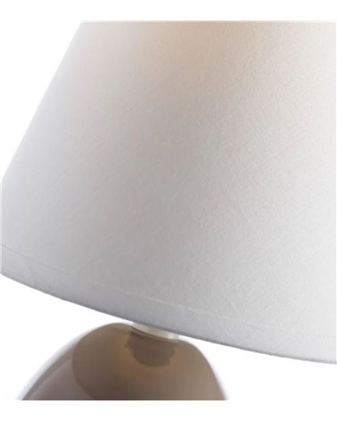 Lámpara de Mesa con Pie Ovalado de Cerámica