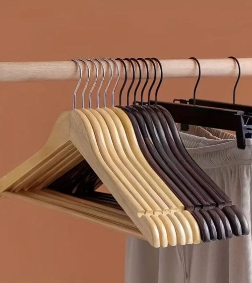 Perchas con Pinzas de Madera