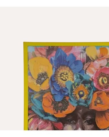 Cuadro Lienzo de Mujer con Flores en Marco Amarillo